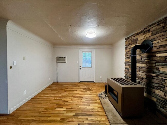 Photo - 261 Wilcox Rd