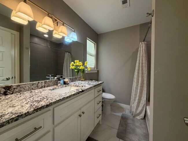 Photo - 1314 N Fieldstone Ave