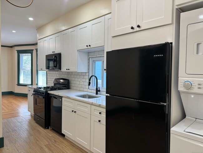 Photo - 130 Hubinger St Unit 1
