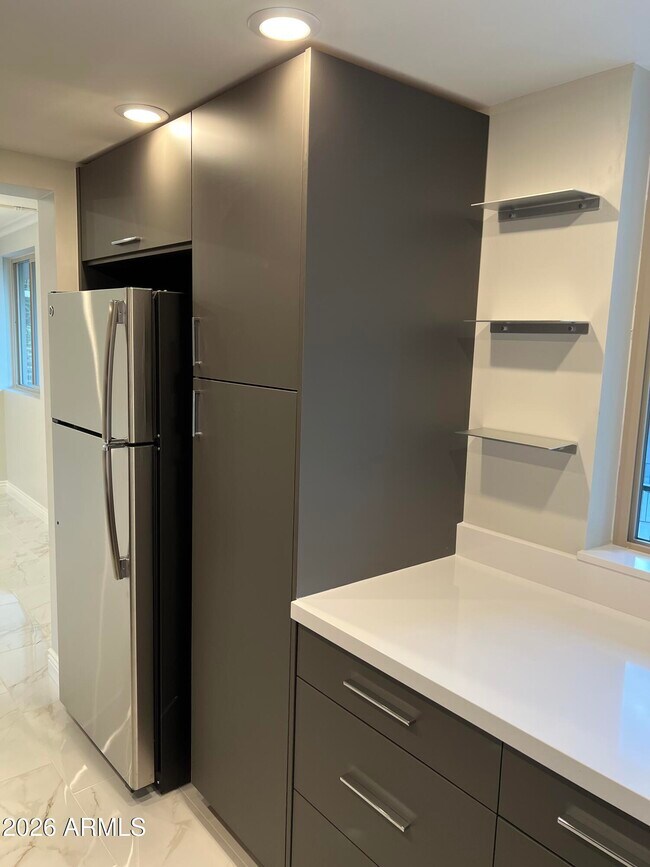 4727 E Lafayette Blvd Unit 204