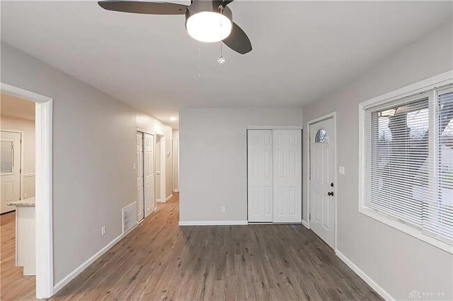 Photo - 1227 Date St