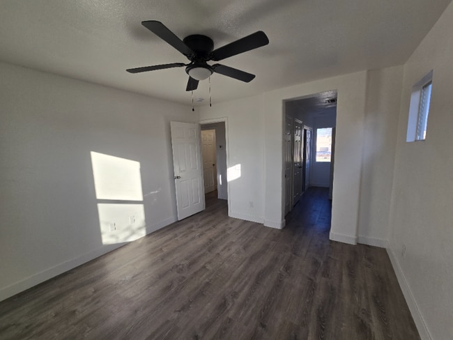 Photo - 5117 S 15th Pl