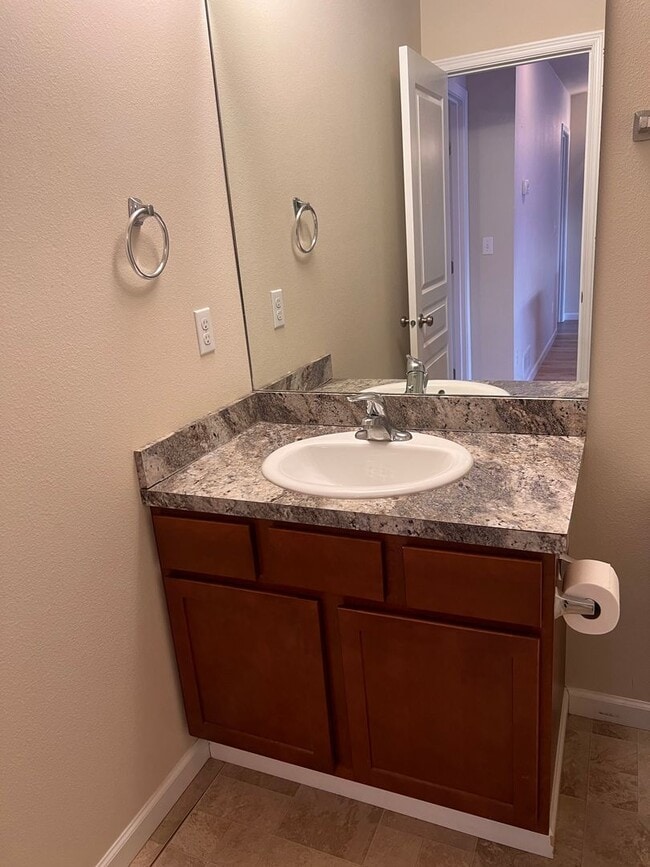 Photo - 174 Willow View Circle