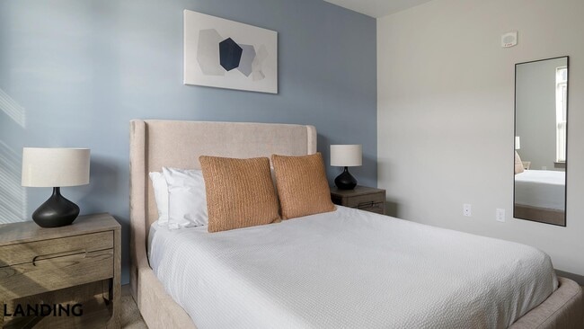 Photo - 1801 Meridian St Unit 228