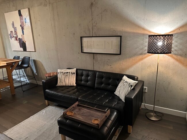 Photo - 224 Lyon St N Unit 715