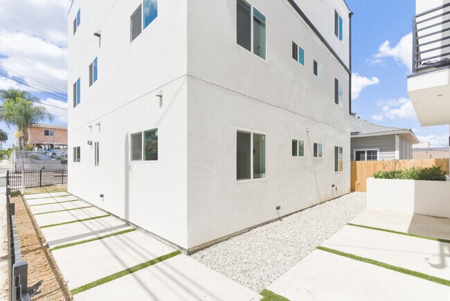 Photo - 2843 Folsom St