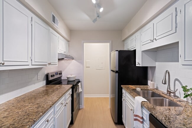 Modern kitchen with color scheme 2