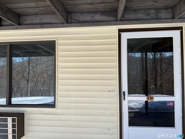 Building Photo - 388 S Main St Unit 23