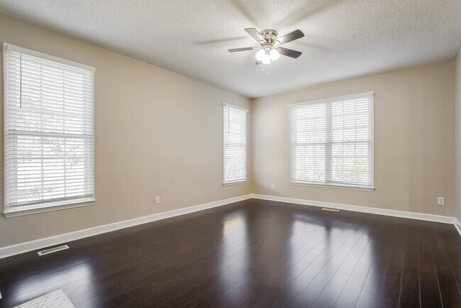 Photo - 2316 Laurel Valley Way