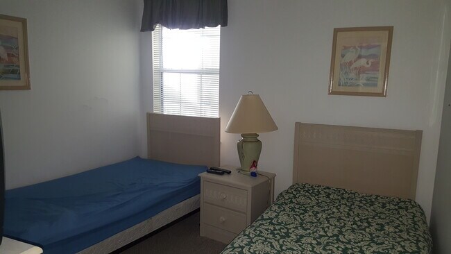 Photo - 2 Bedroom Fully Furnished Condo in River Oaks