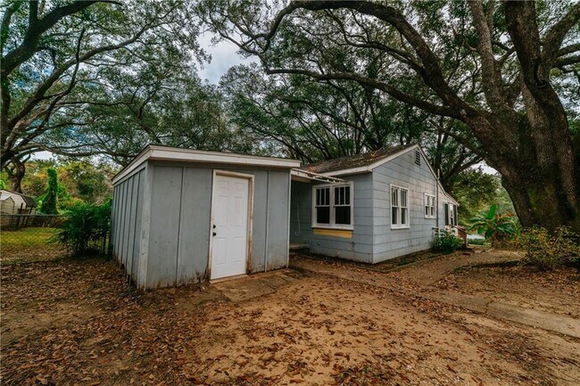 Photo - 7210 Knollwood Rd