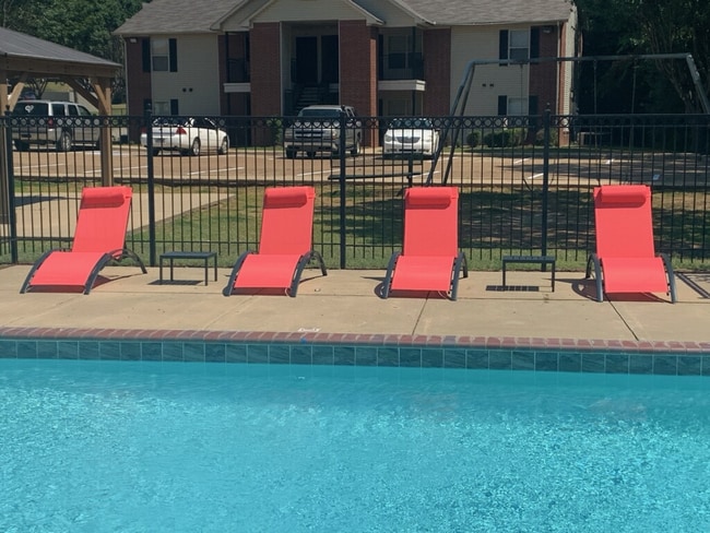Chapel Ridge Apartments