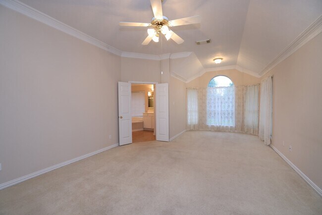 Photo - 17222 Leeside Dr