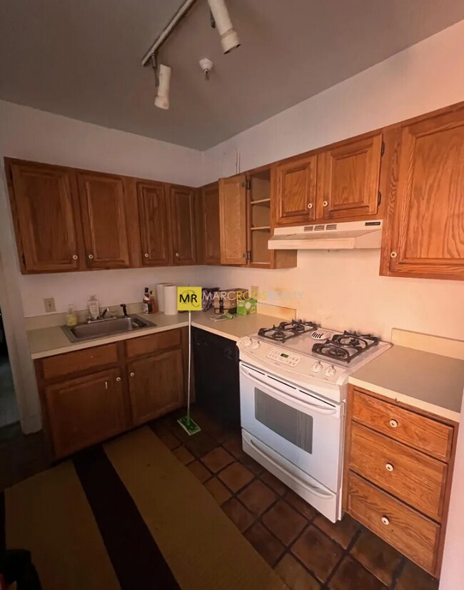 Photo - 250 Commonwealth Ave Unit 20