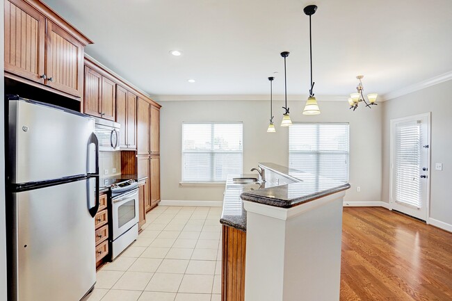 Photo - 2203 Dorrington St Unit 306