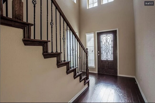 Photo - 616 Crowell Dr