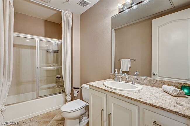 Building Photo - 56 E Serene Ave Unit 225