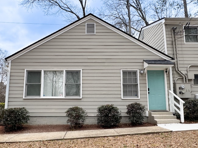 Photo - 326 Wilkinson Dr SE Unit A