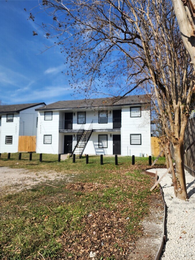 Photo - 14033 Garber Ln Unidad 2