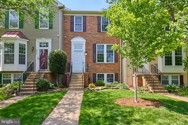Photo - 6986 Manahoac Pl Townhome