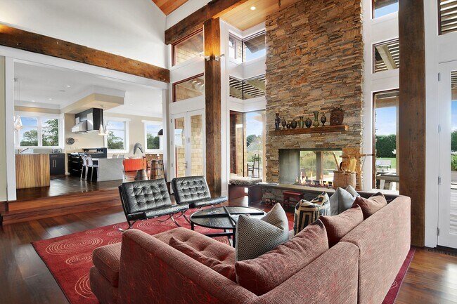 Photo - 807 Halsey Ln