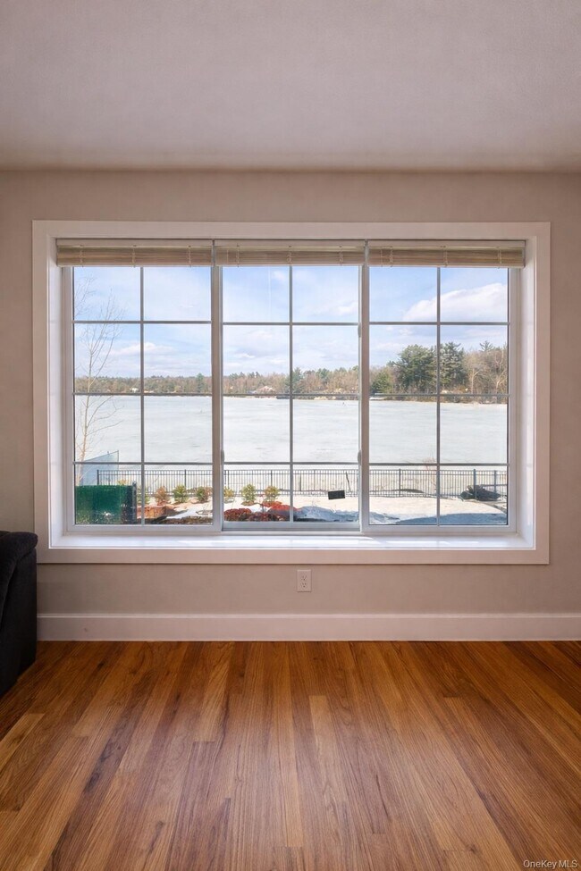 Photo - 1140 NY-52 Unit 1