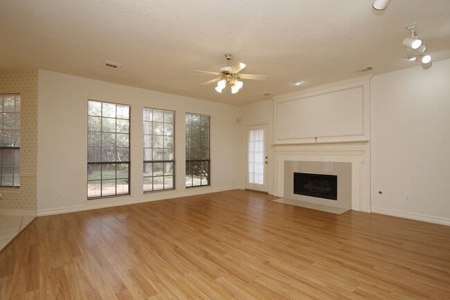Photo - 13618 Shadow Falls Ct