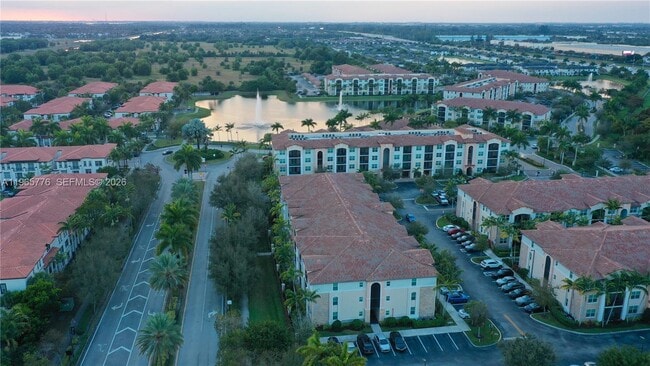 Photo - 11250 SW 44th St Unit 1102