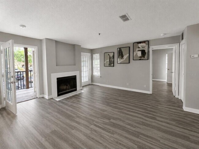 Photo - 224 Afton Square Unit 201