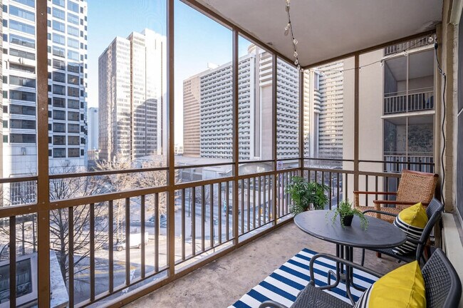 300 Peachtree Rd NE Unidad SI ID1299414P