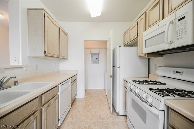 Photo - 7107 S Durango Dr Unit 306