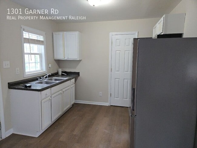 Photo - 1301 Garner Rd