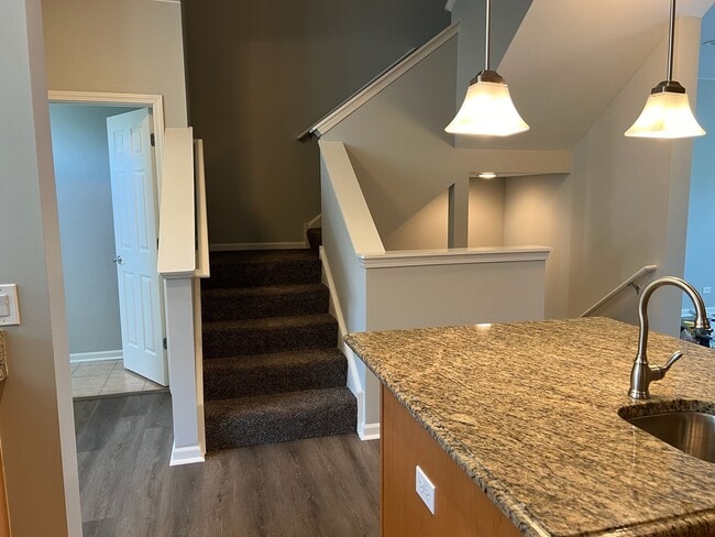 Photo - 705 Keystone Ln