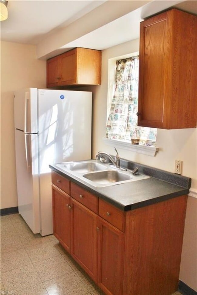 Photo - Cute upstairs home