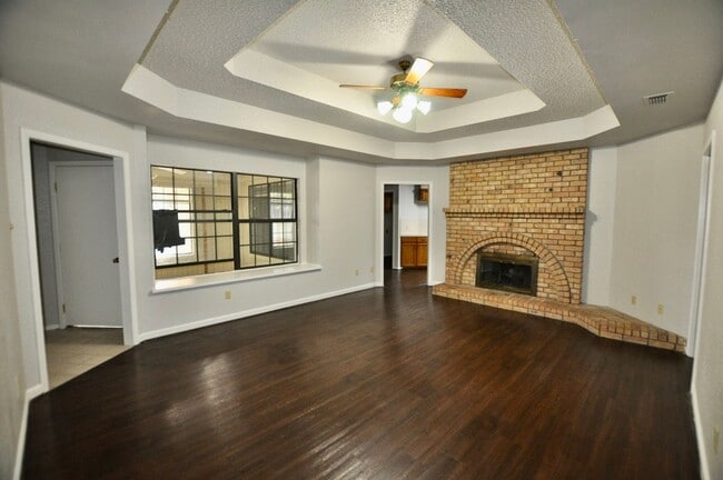 Photo - 103 Kenshire Ct