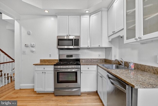 Photo - 1916 15th St NW