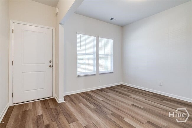 Photo - 101 Daylily Dr