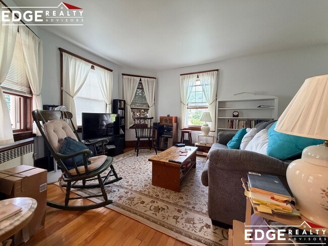 Photo - 241 Boylston St
