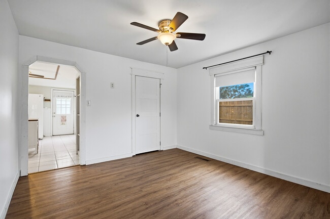 Photo - 1023 Highland Ave