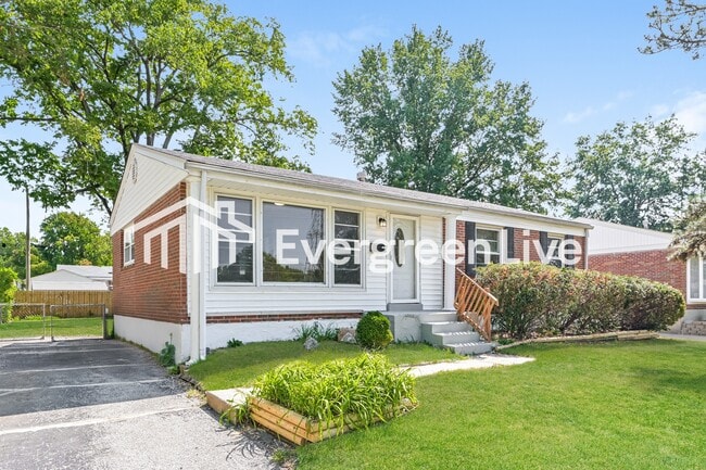 Photo - 380 S St Jacques St