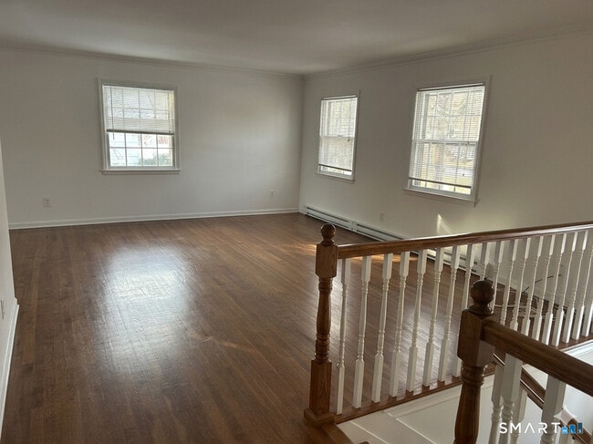 Photo - 33 Loughran Ave