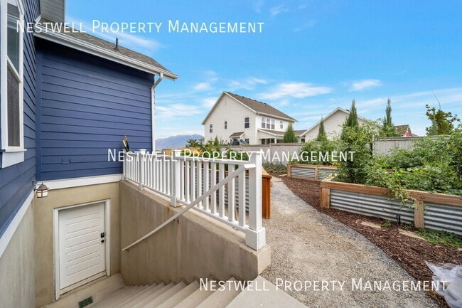 Building Photo - 4926 W Dock St Unit B Rental