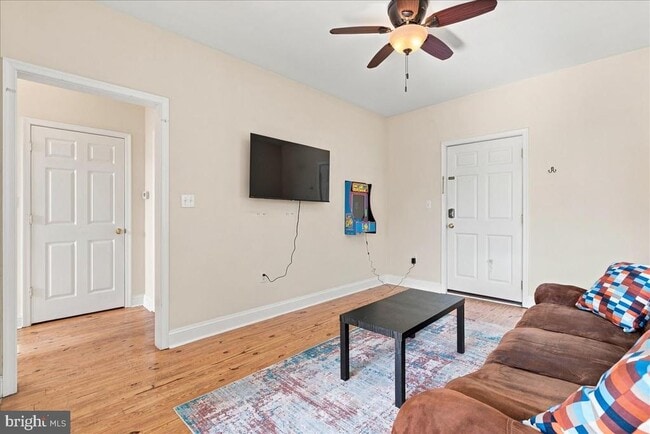 126 N Braddock St Unit 202