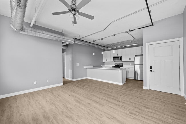 1601 5th Ave Unit 1