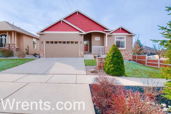Stunning 4 Bed, 3 Bath Home in Gated 5-Mil... - Stunning 4 Bed, 3 Bath Home in Gated 5-Mil...