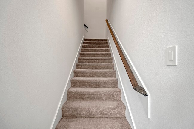 Photo - 613 Royal Arch Dr