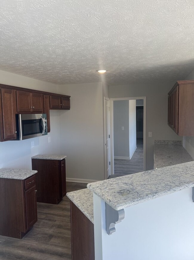 Photo - BEAUTIFUL 3 BEDROOM 2 BATHROOM HOME IN SCE...