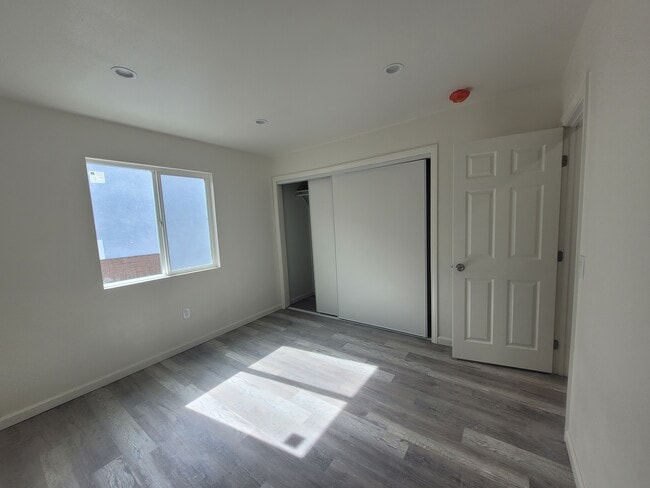 Photo - 15406 Longworth Ave House
