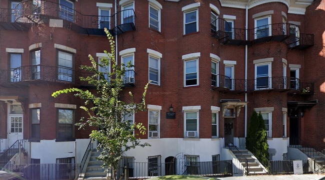Building Photo - 118 London St Rental