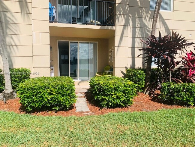 Photo - 17150 N Bay Rd Unidad 2109